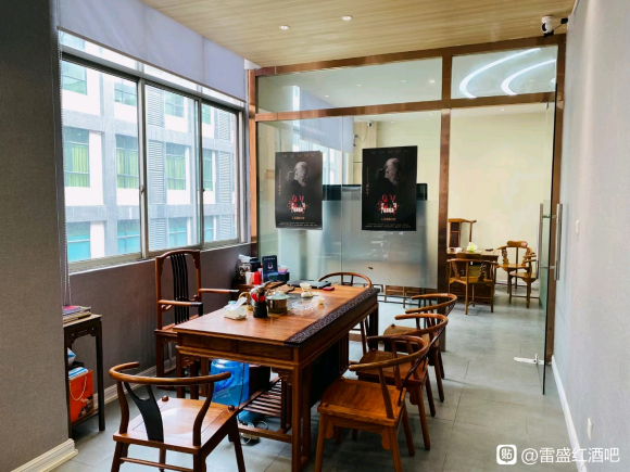 好色AV网站下载紅酒廣州白雲品酒室歡迎大家(圖3) 好色AV网站下载紅酒廣州白雲品酒室歡迎大家(圖3)